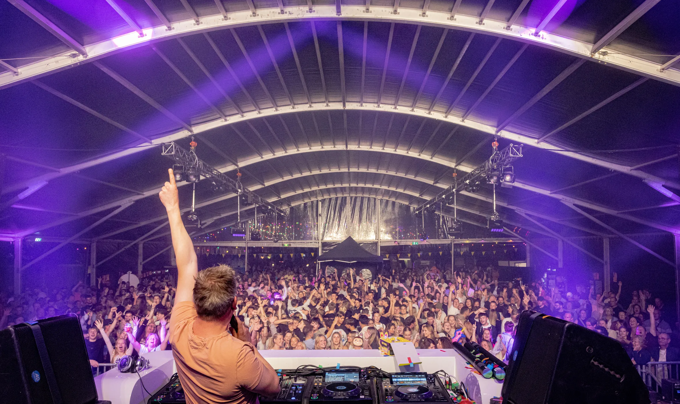Photo from DJ Fish, Dries Roelvink, Marco ten Kate & All Tha Fokk, taken Sep 6, 2026 by Bram de Smidt