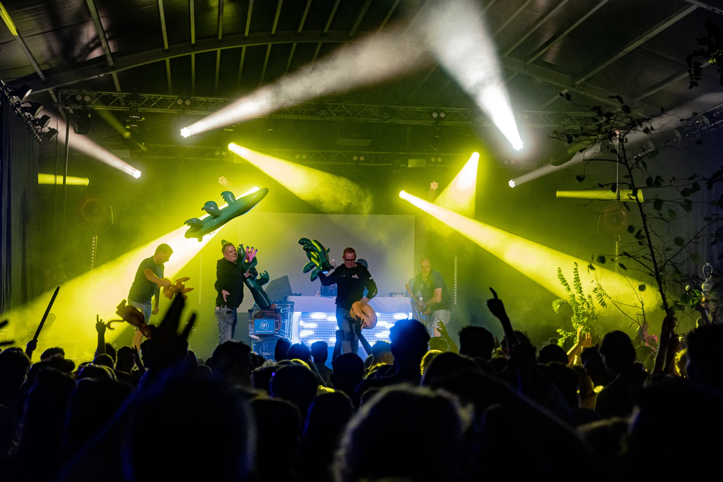 Photo from DJ Fish, Dries Roelvink, Marco ten Kate & All Tha Fokk, taken Sep 6, 2026 by Bram de Smidt
